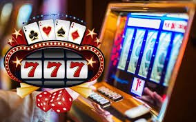 Berbagai permainan slot dan meja live dealer di antarmuka changli